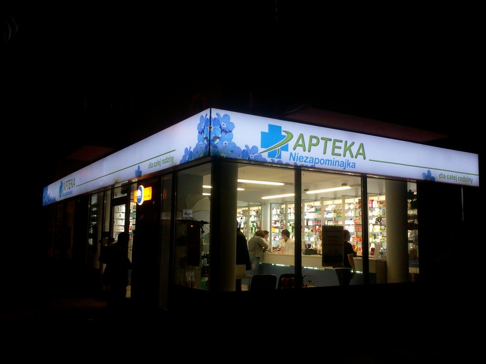 Niezapominajka pharmacy shop - adverising lightboxes