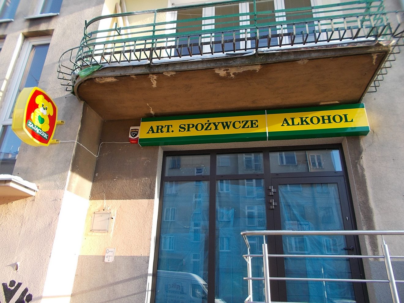 light panel and semaphore - ZAJĄCZEK grocery shop