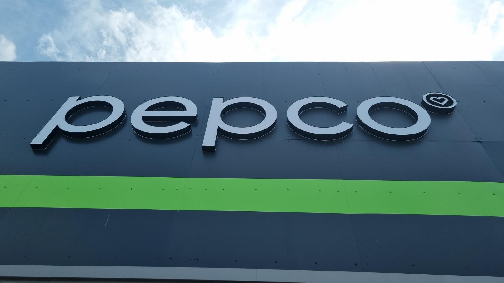 3D letters - PEPCO shop - TTN advertisement producer